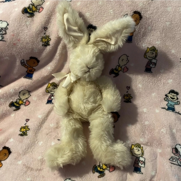Vintage Russ Berrie Easter Bunny Rabbit Magnolia Cream Plush Stuffed Animal 17” - Picture 1 of 6